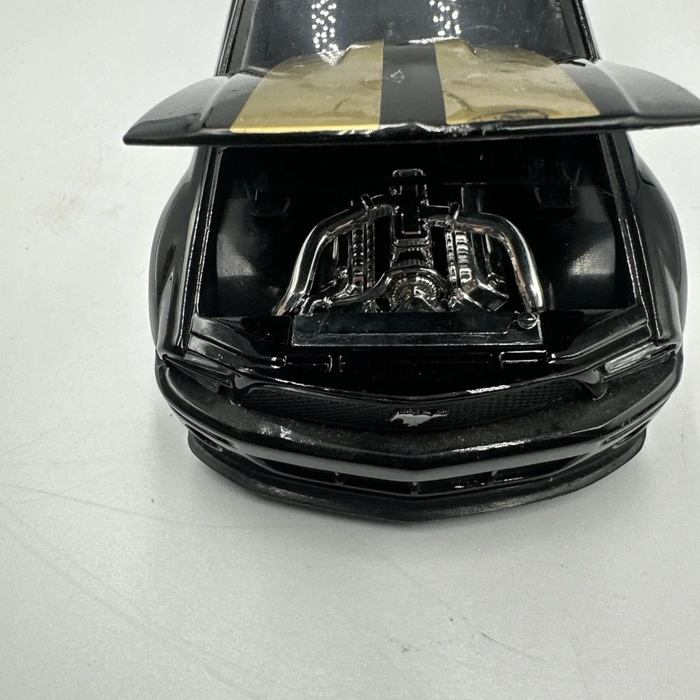 Jada Toys Dub City Ford Mustang GTR 1/24 Black Gold Stripes Diecast Model Car